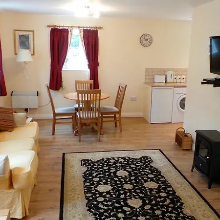 High Dalby House Cottages * 피커링